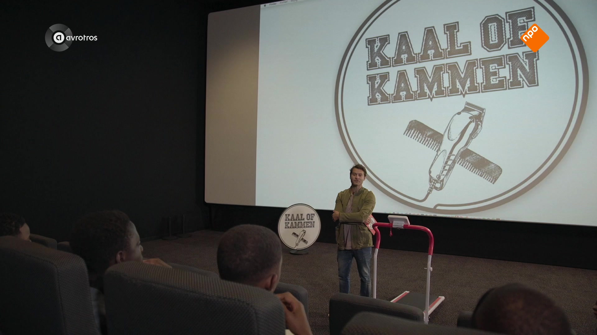 Kaal of Kammen | Bioscoop