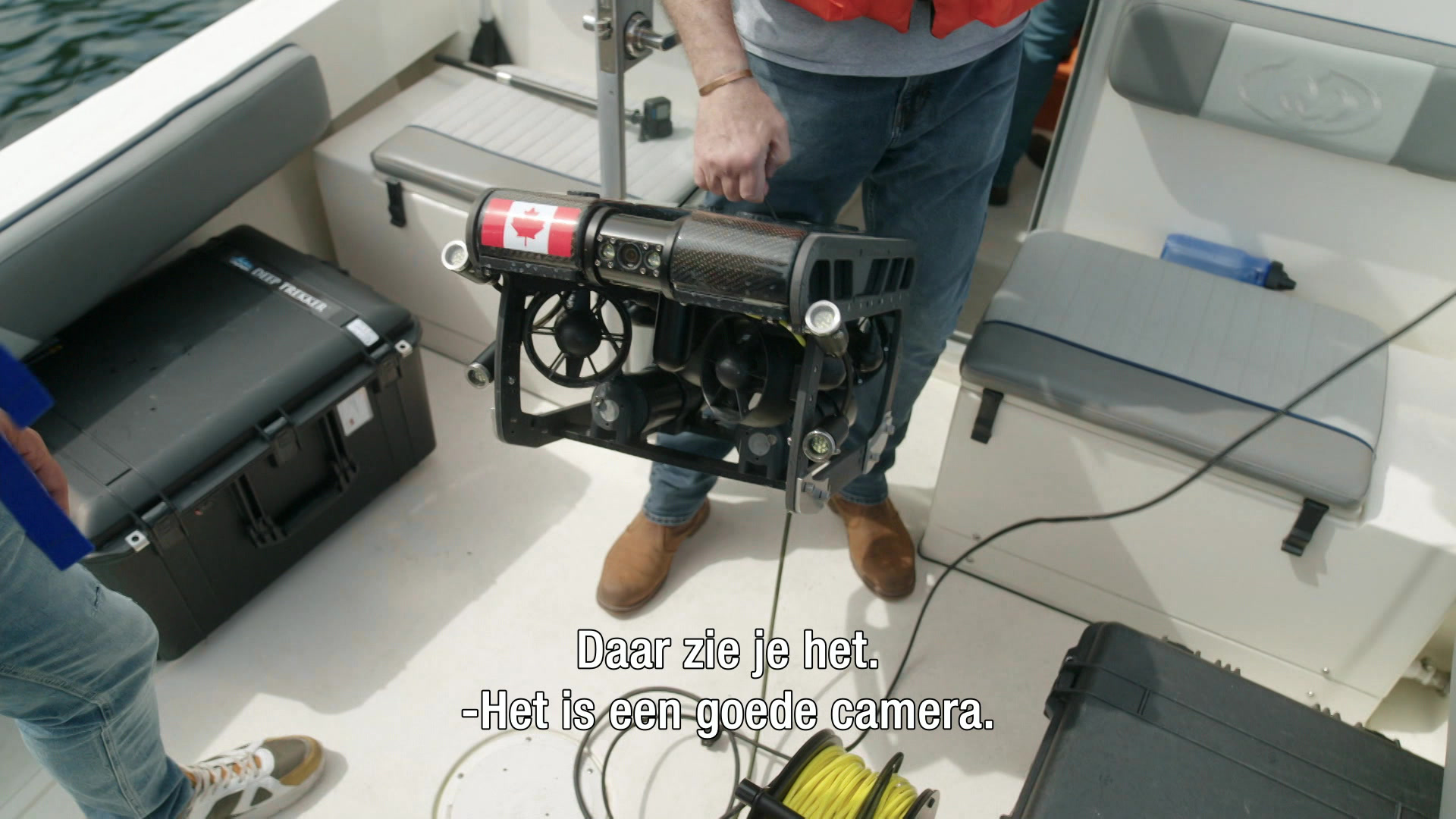 Klaas als onderwaterarcheoloog en saunameester