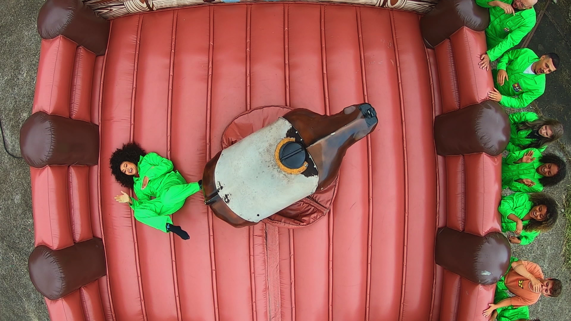 Try Before You Die | Rodeo en Solo flashmob