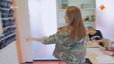 Brugklas | Misbruik maken van je zus