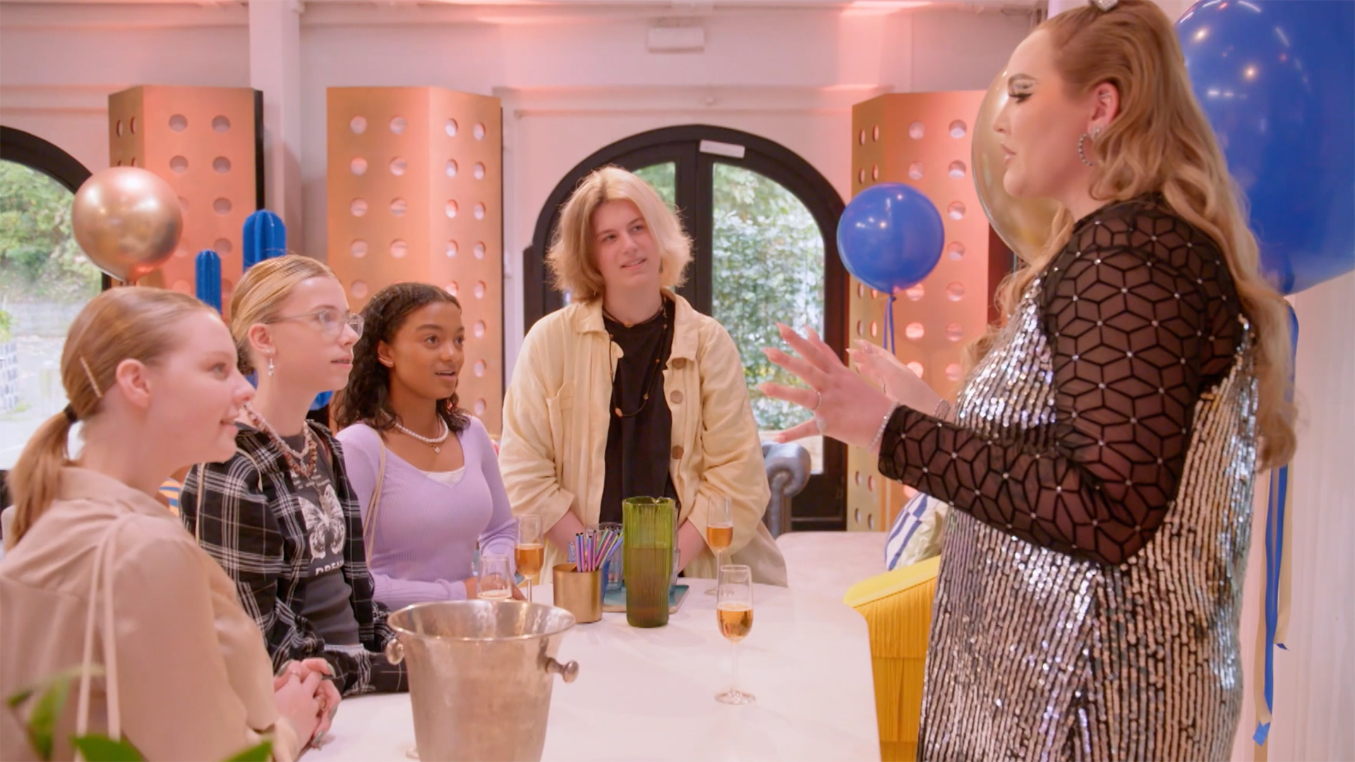 Nikkie's make-up mansion