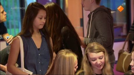 Brugklas | Verkering, Zoenles