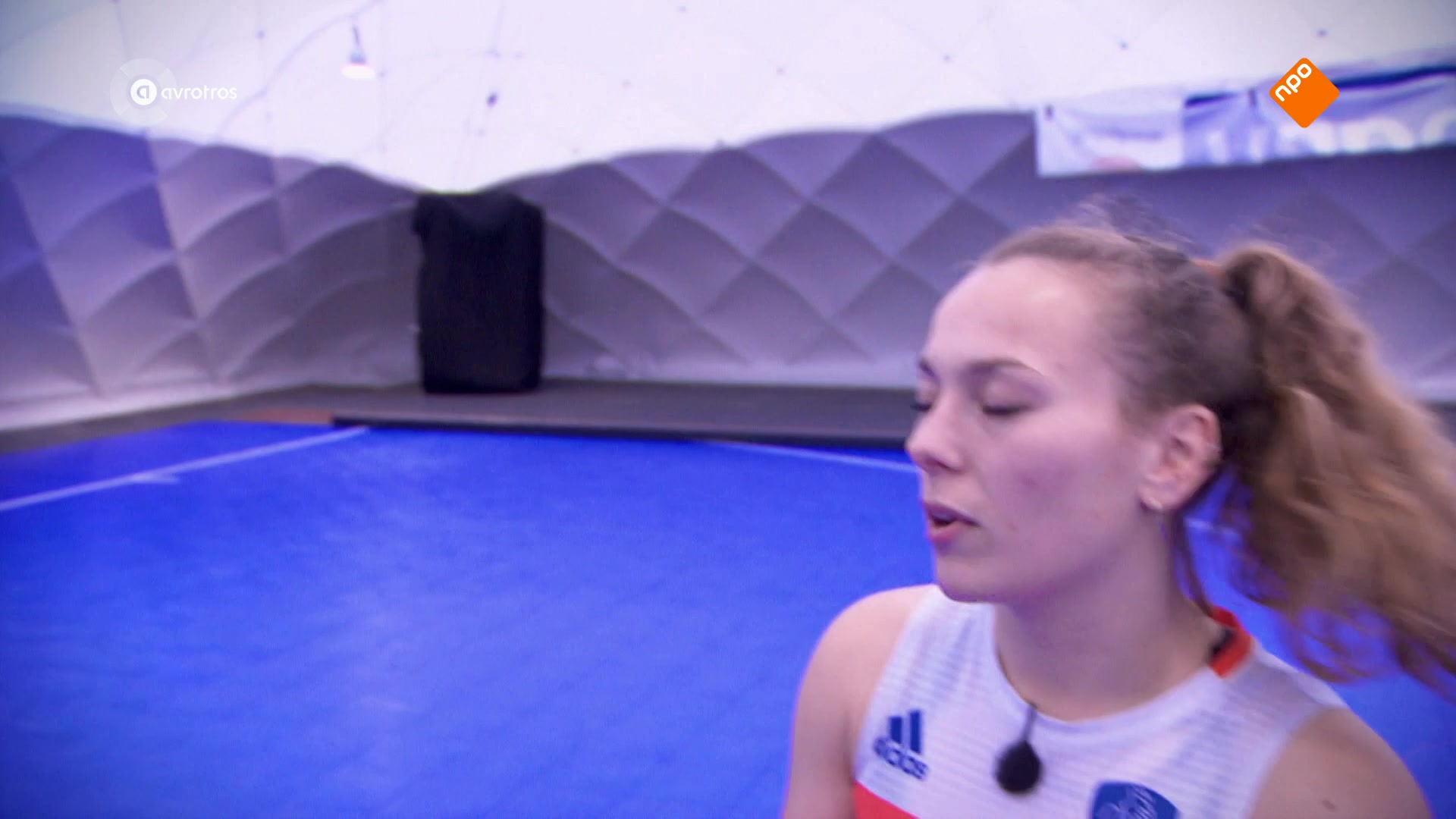 2 tegen 20, Lisanne de Lange en Mila Muyselaar