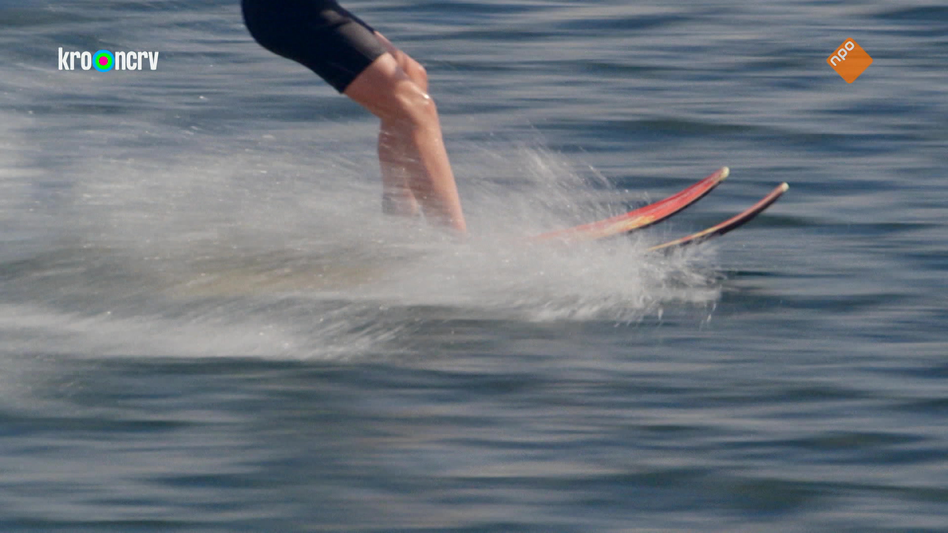 Kan Klaas drie sprongen maken op het water?