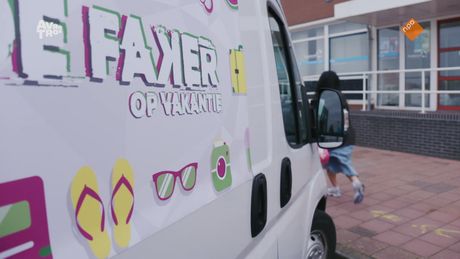 De Faker | De Faker op vakantie
