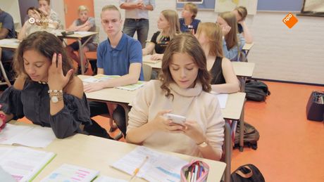 Brugklas | Linkse hippie meningen