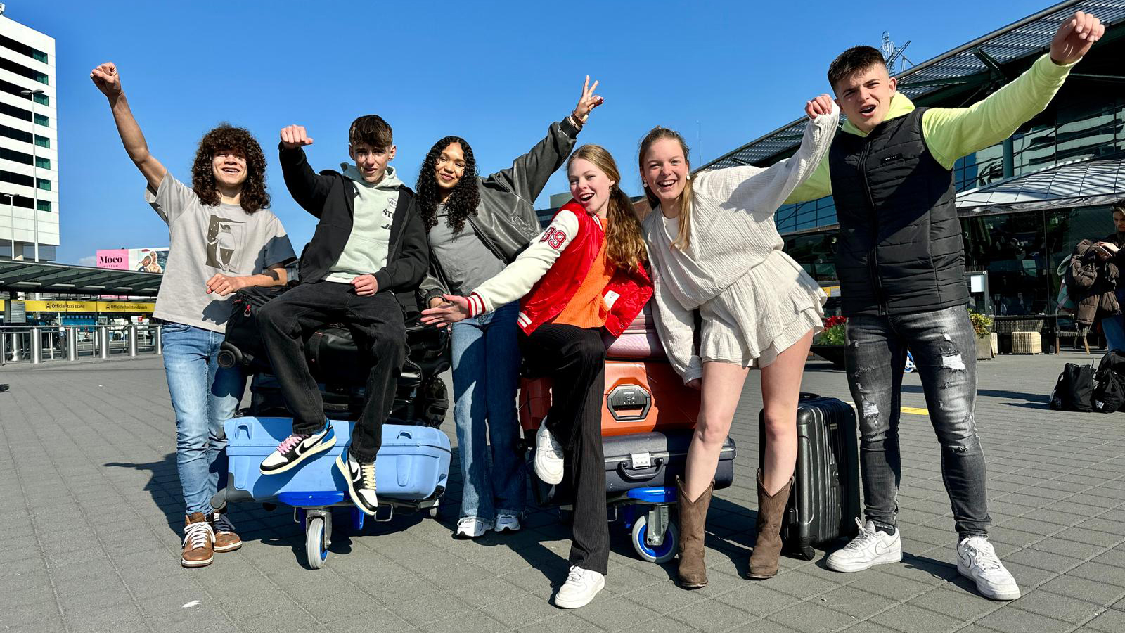 Zonder Ouders Op Vakantie (ZOOV)