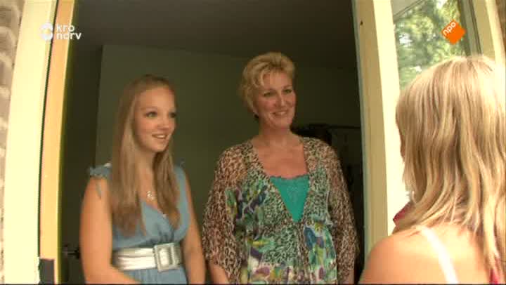 Puberruil Zapp  | Roxy vs Sanne