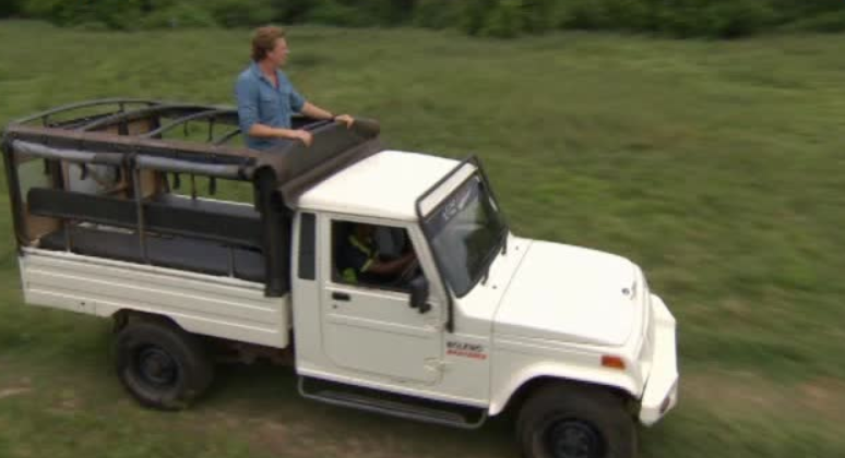 Freeks Wilde Wereld | Een olifantenbad