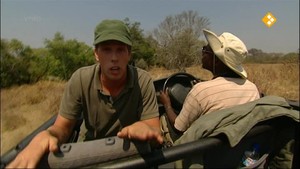 Freek op safari | Leeuwin redden