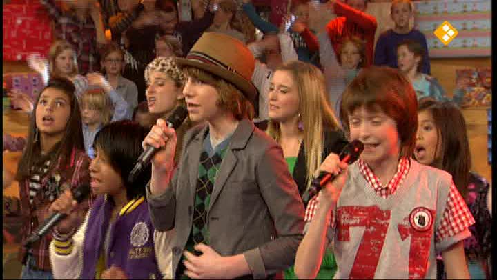 Junior Sintfestival - Hoor wie klopt daar kinderen