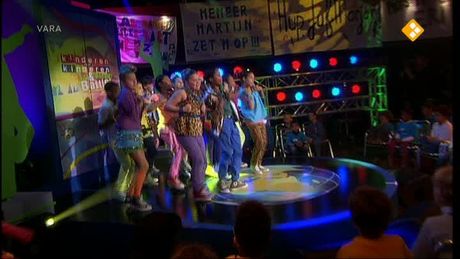 Kinderen voor Kinderen juf en meester battle