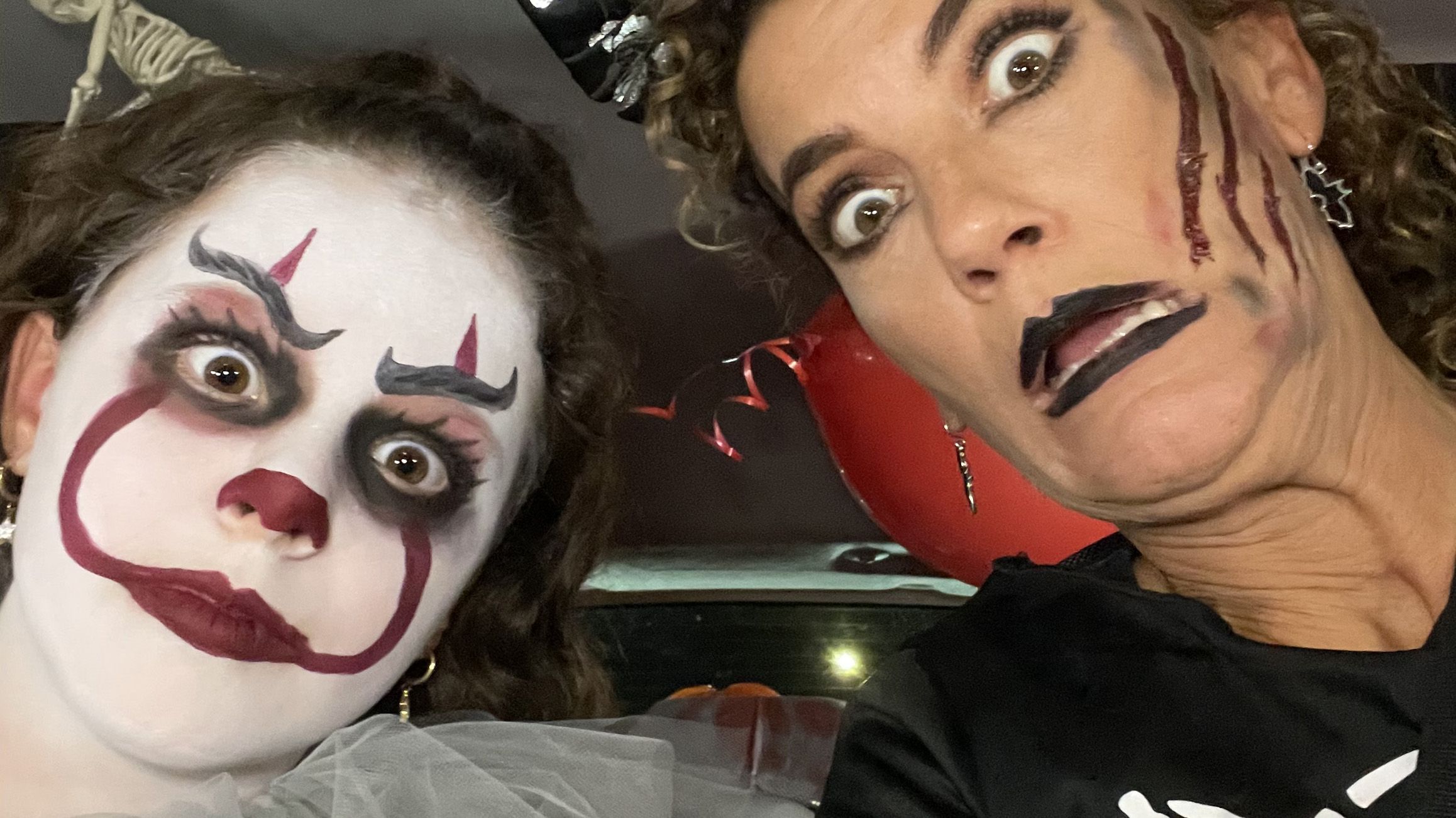 Van Vader naar Moeder | Juna-Indy (Halloween)