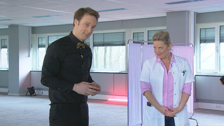 De Dokter Corrie Show | Verliefd
