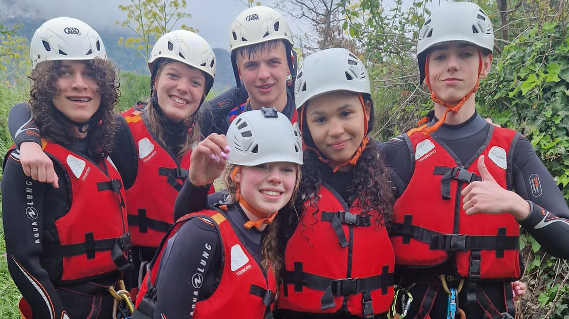 Zonder Ouders Op Vakantie (ZOOV)
