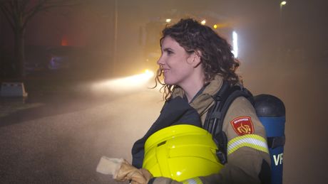 Rachel valt binnen | Luchtverkeersleiding en brand