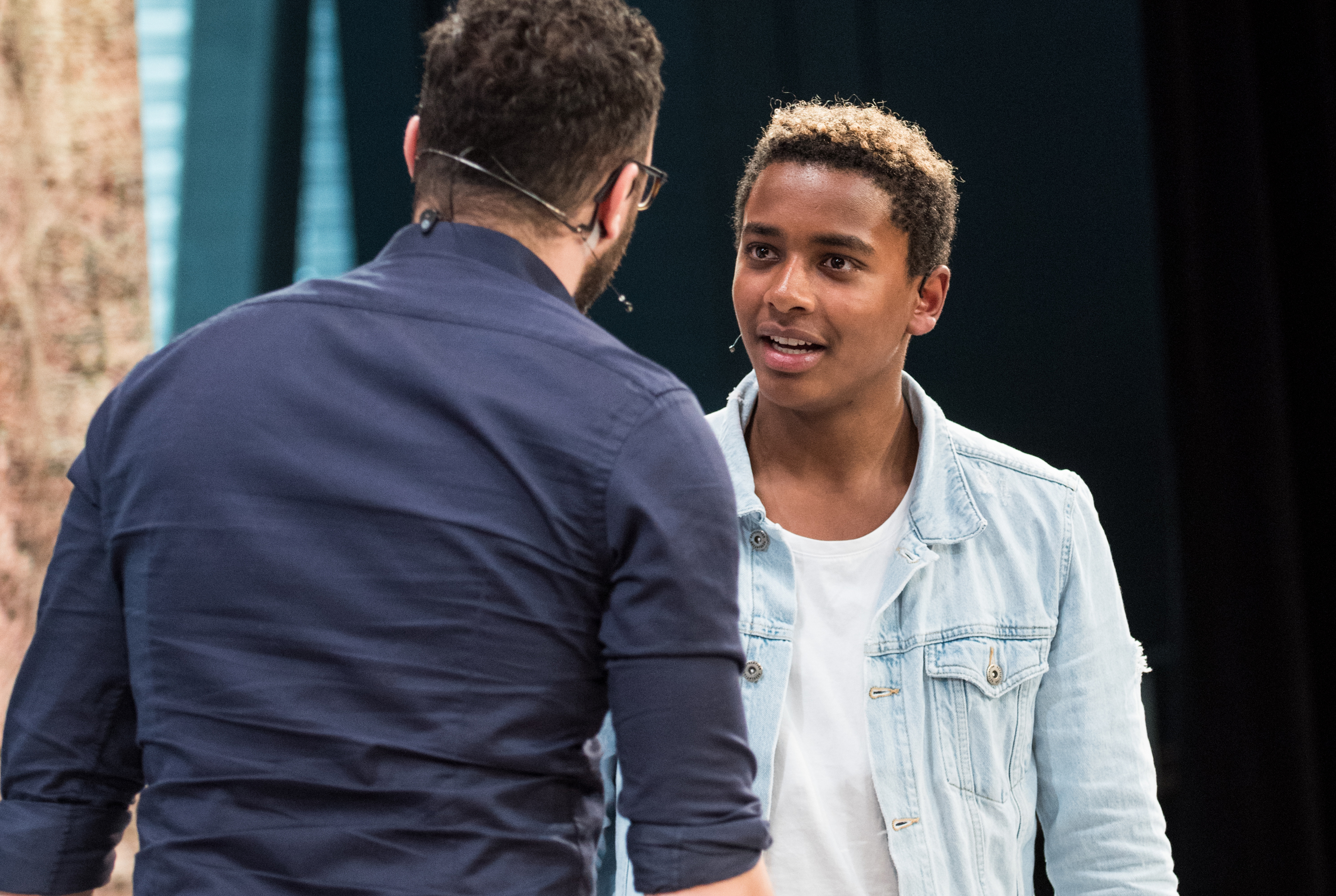We hebben gezoend, Jij speelt een loverboy, Ik ...
